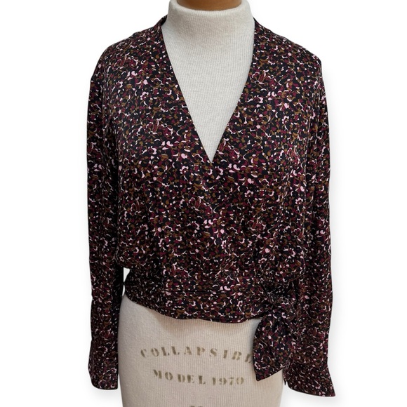 & Other Stories Tops - & Other Stories Paris Atelier Wrap Over Printed Blouse Long Sleeves Size 4